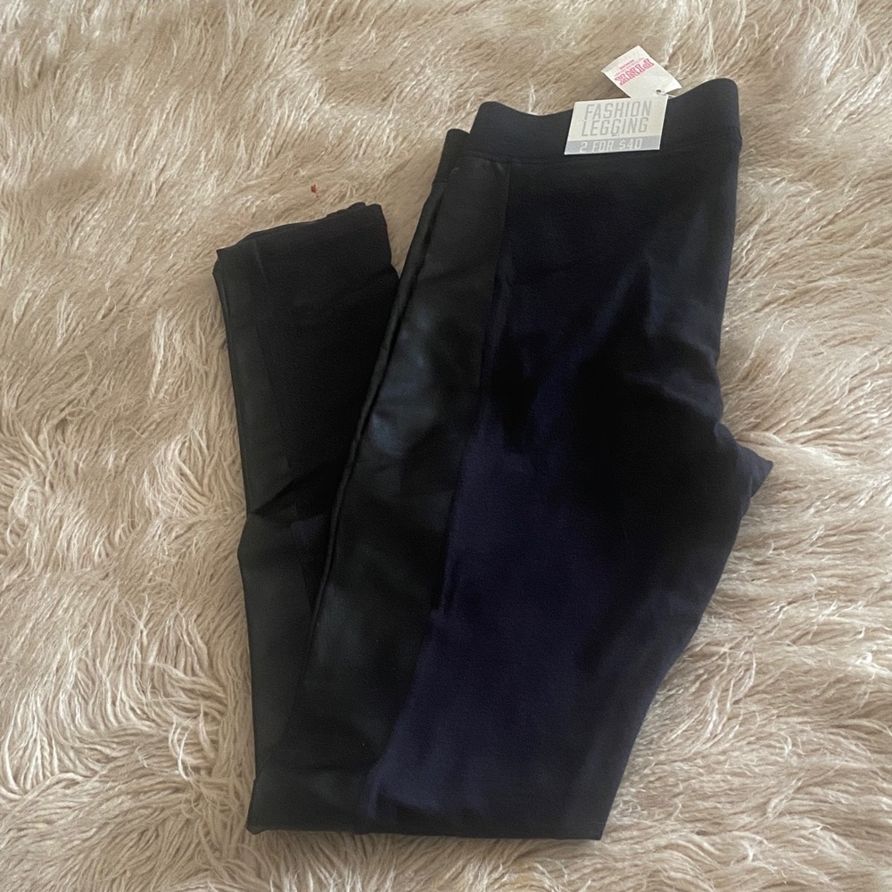 PINK Victoria's Secret Black Fashion Leggings